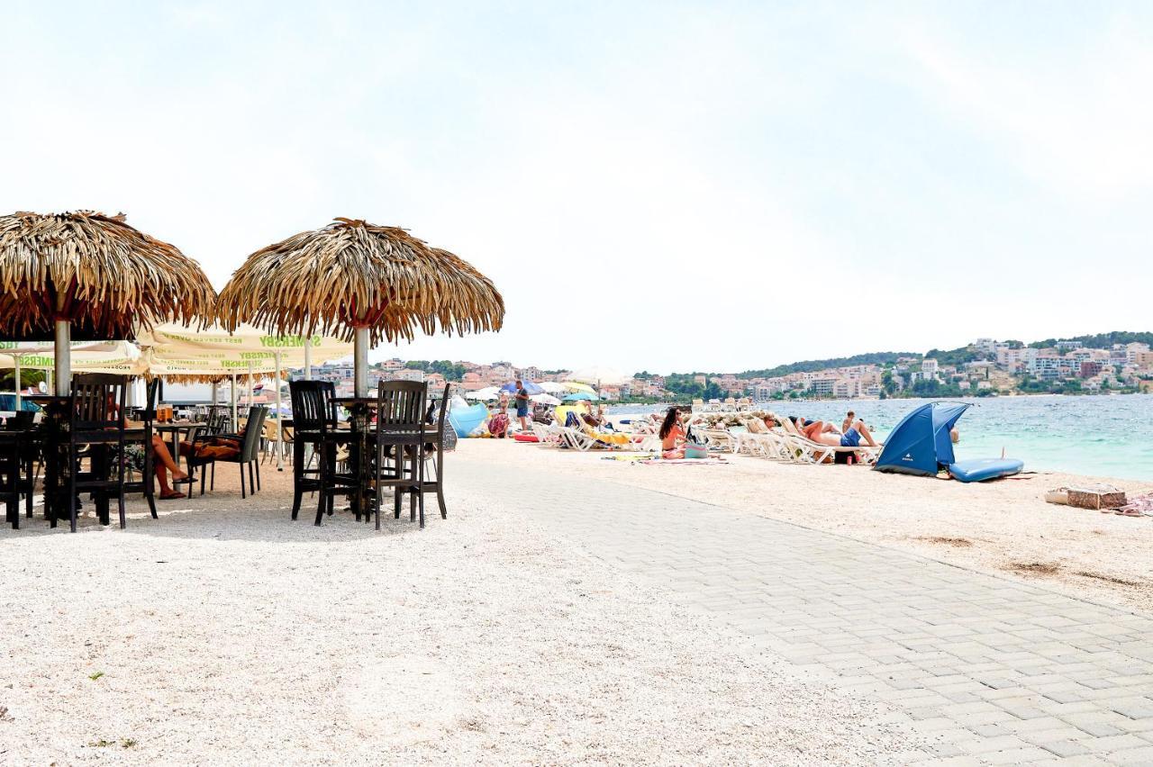 Vila Veljko Hotel Trogir Exterior photo